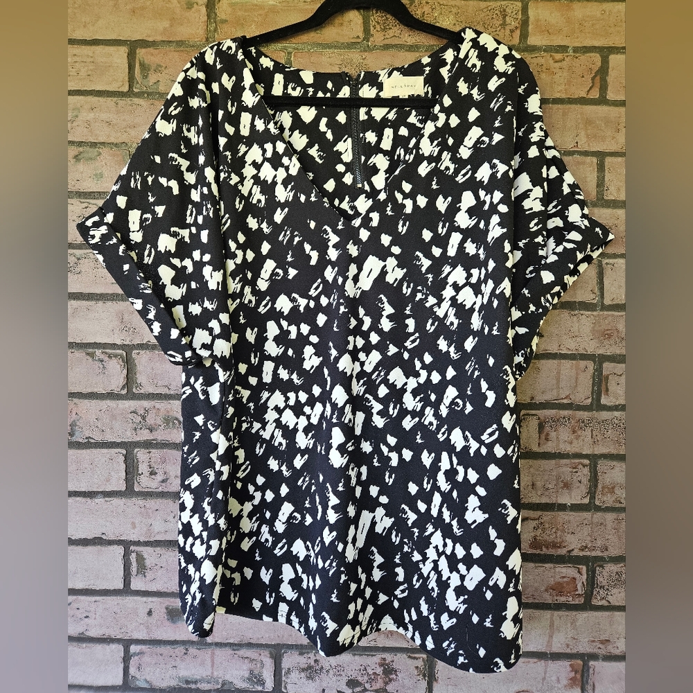 Melloday Black & White blouse